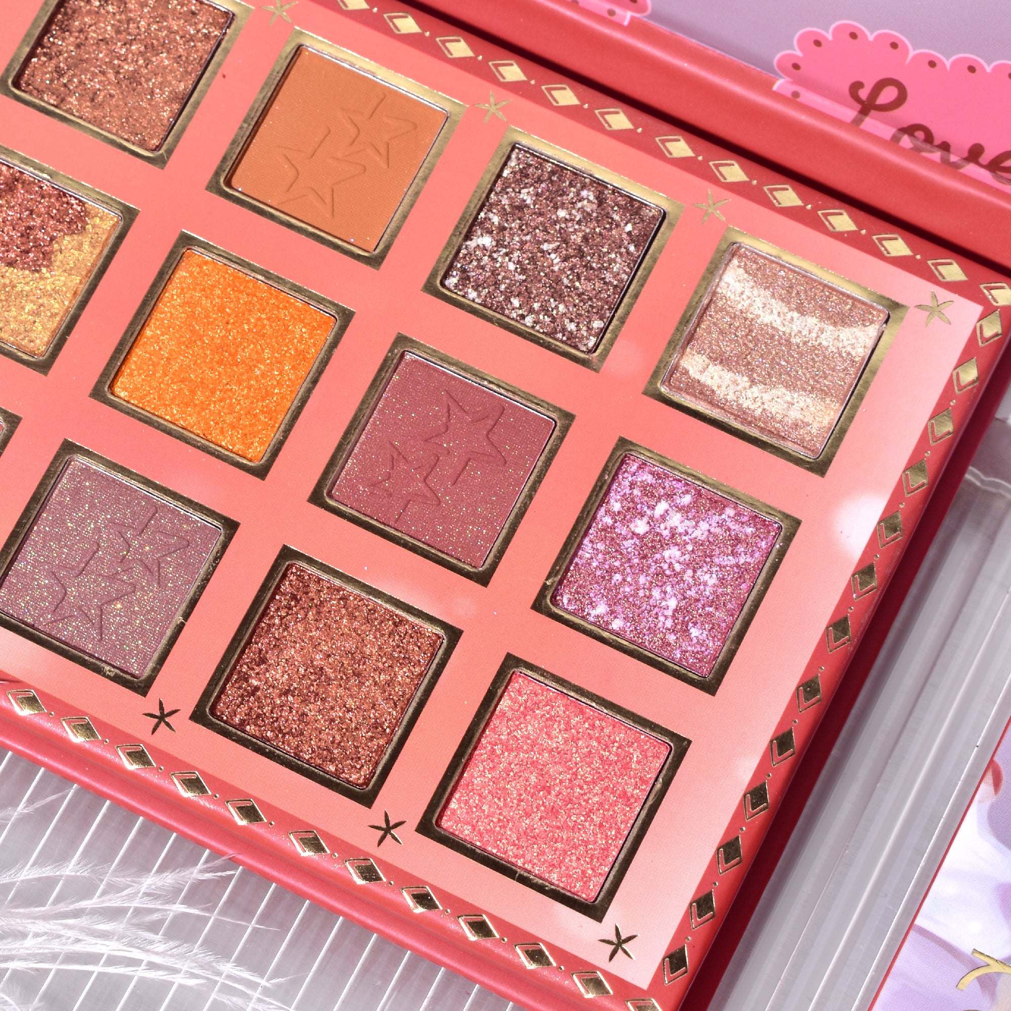 18-Color Cherry Girl Eyeshadow Palette