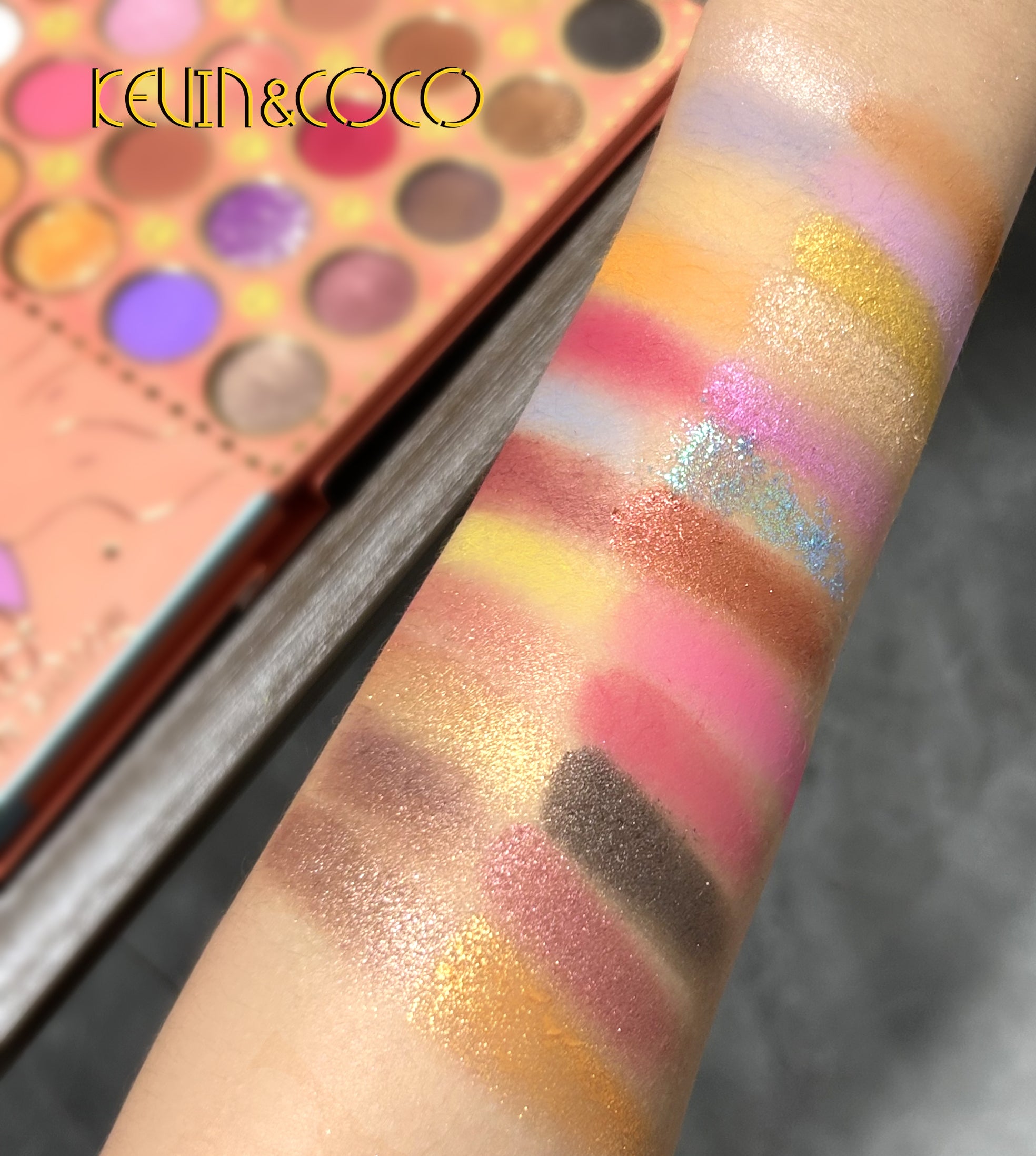 59-Color Lucky Girl Eyeshadow Palette (KC231392)