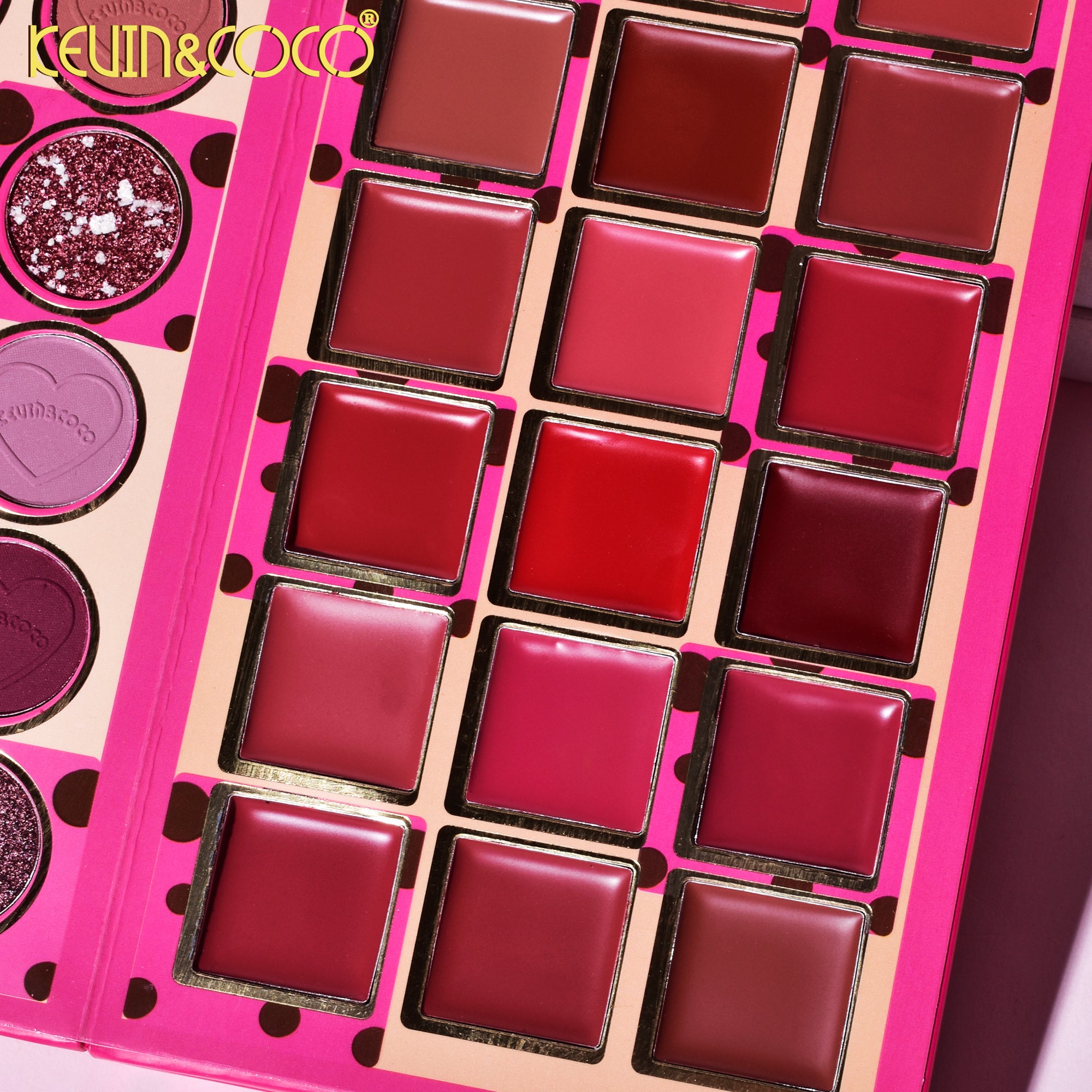 62-Color Cookie Moji Makeup Palette  (KC245192)