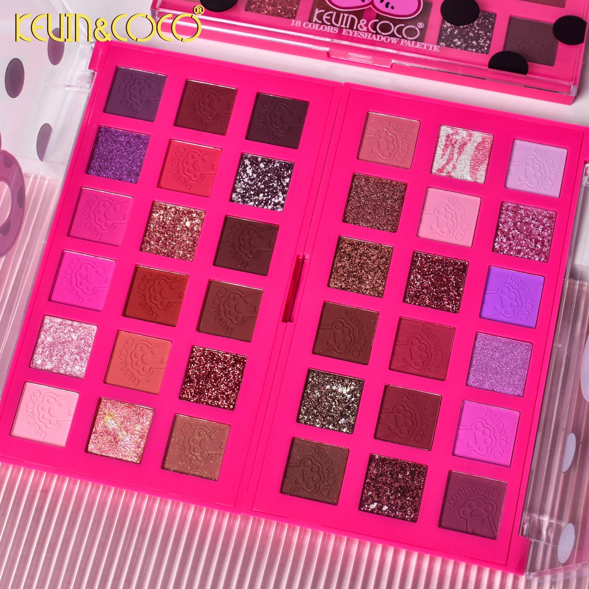 Spotty Kitty 18-Color Eyeshadow Palette (KC245499