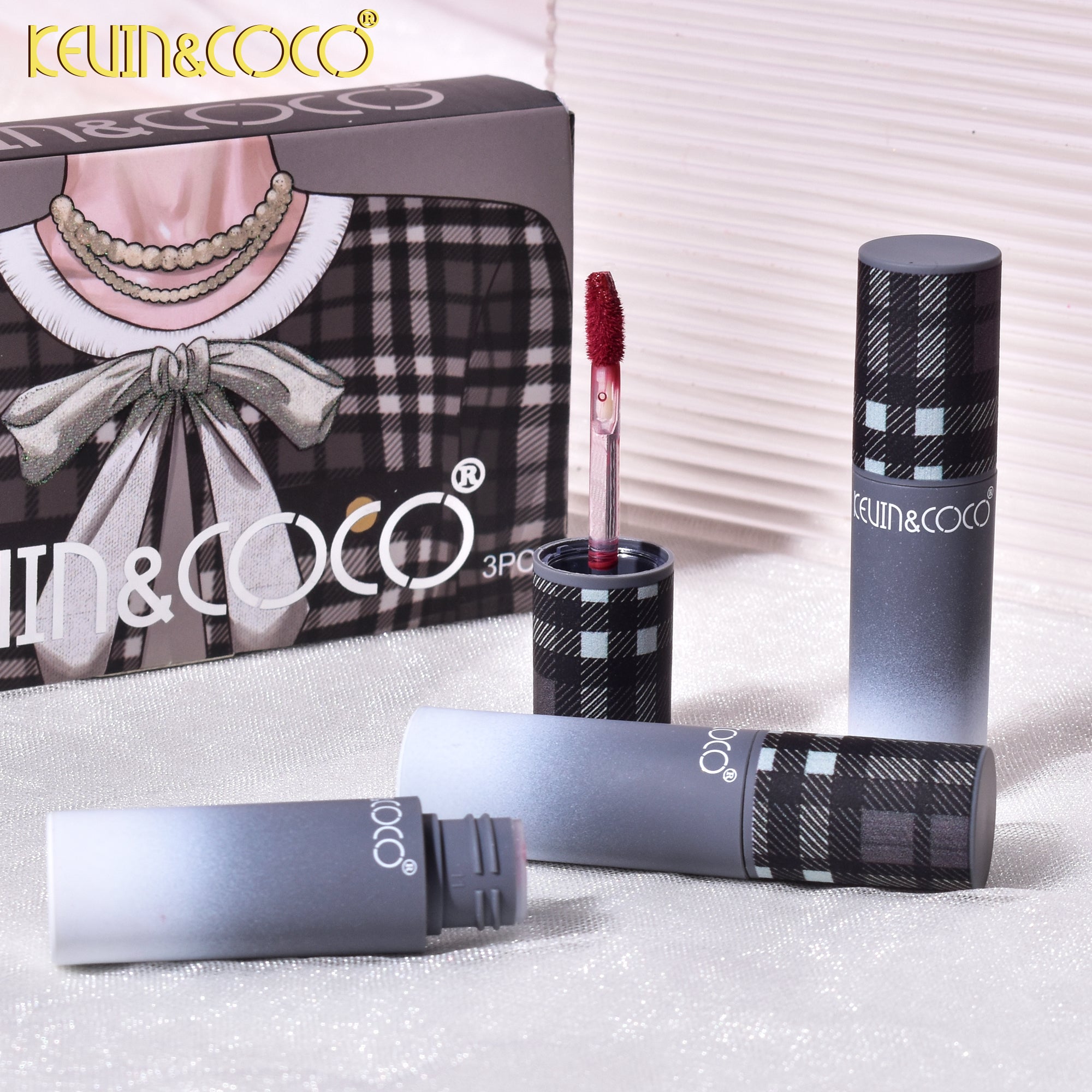 Trendy Outfit Lip Gloss Set (KC245598)