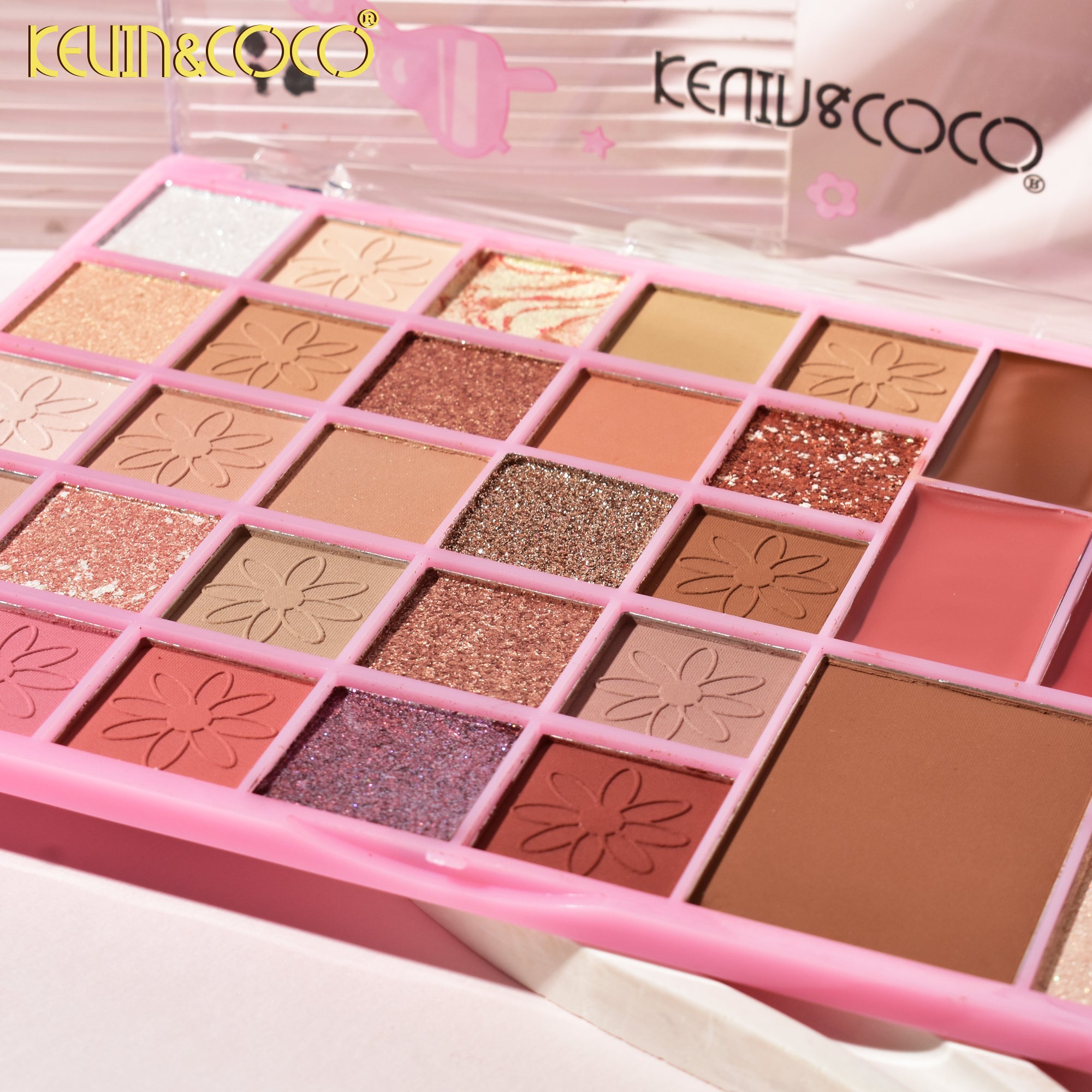 33-Color Cowgirl Chic Eyeshadow Palette (KC246069)