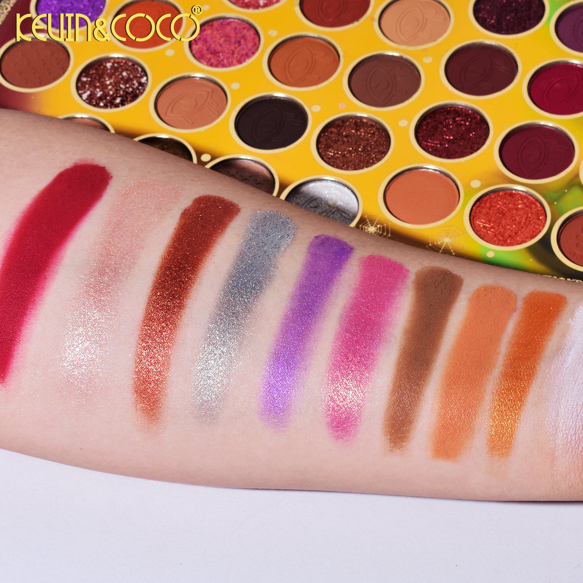 【Halloween Edition】88-Color Evil Queen Eyeshadow Palette (KC231255)