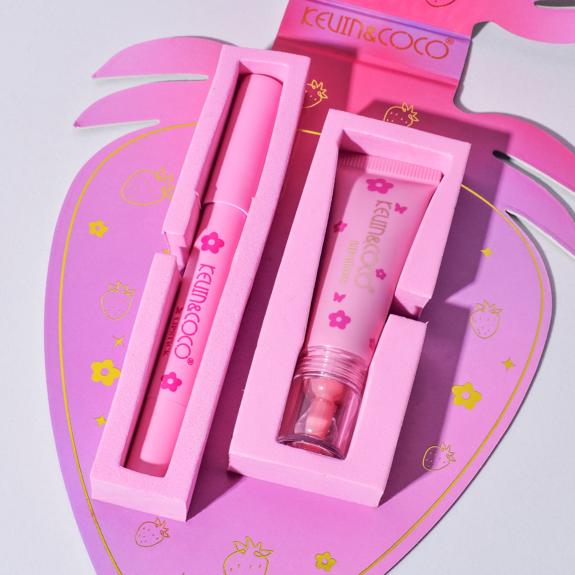 Strawberry Kiss Lip Gloss Kit (KC244263)