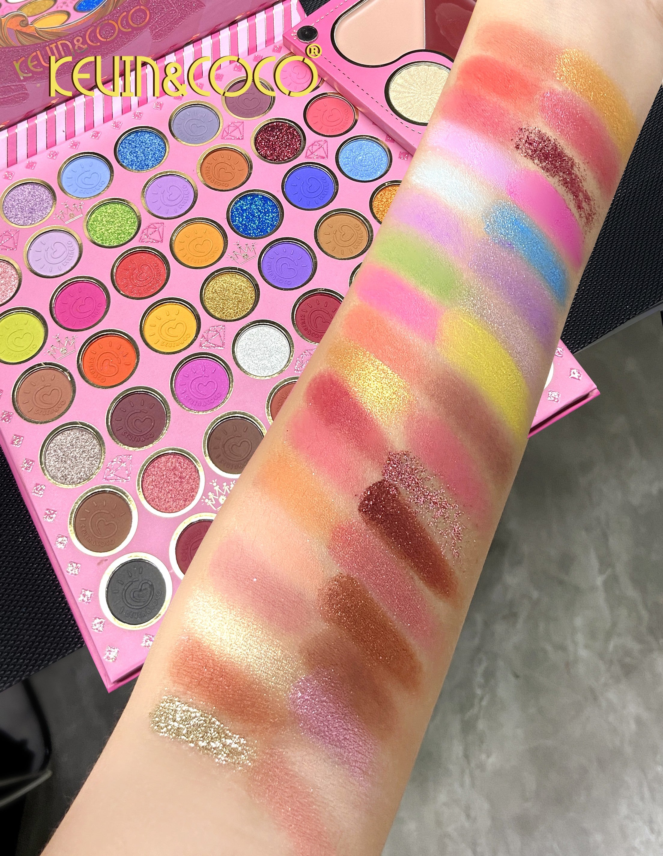 79-Color Princess Arora Eyeshadow Palette (KC244249)